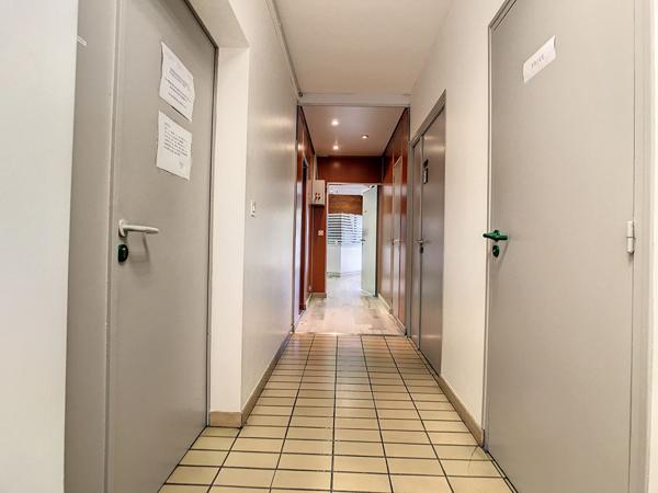 Location bureau Carentoir - 2 pièce(s) - 40 m² - 510 €/mois