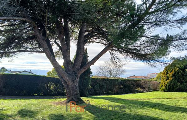 Maison plain-pied - Vue dégagée - Sous-sol complet