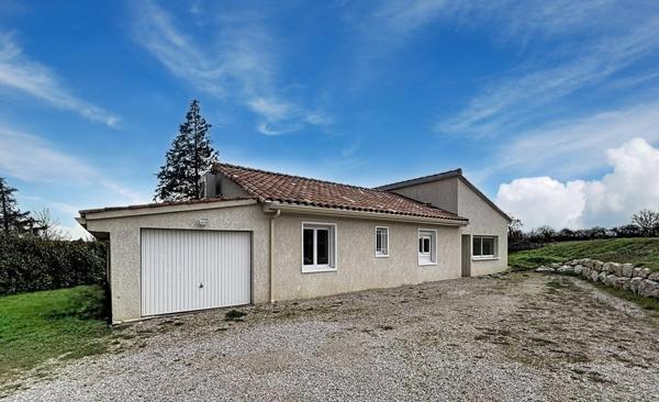 Maison plain-pied - 4 chambres - Entièrement rénovée en 2021