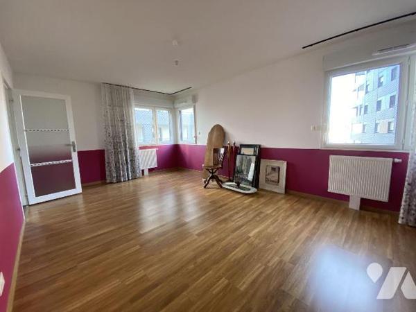 Appartement moderne de standing ? Secteur Capucins, Brest
Situé dans un immeuble récent de qua...