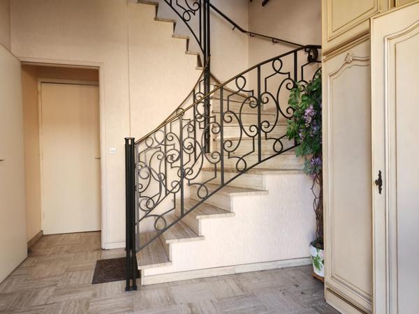 Hénin-beaumont – ensemble immobilier à usage mixte avec potentiel garage