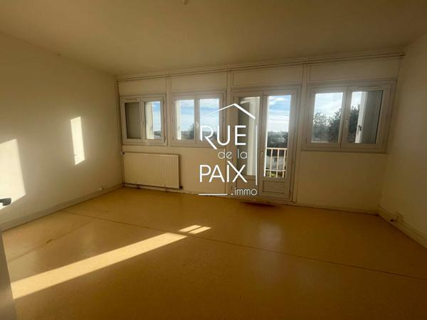 86530 NAINTRE À vendre Immeuble- Naintré (86530)