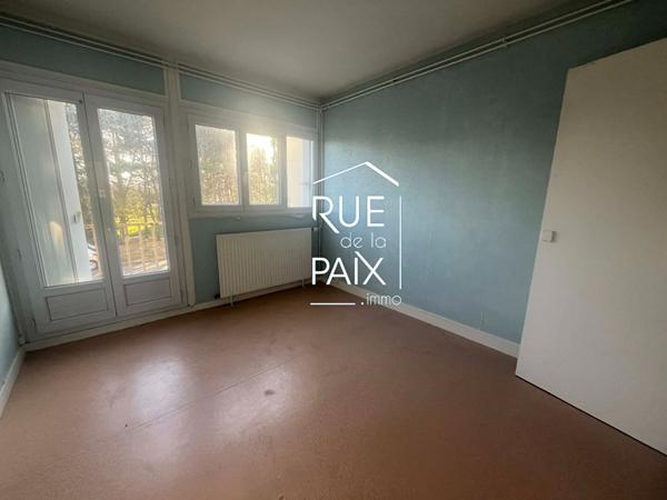 86530 NAINTRE À vendre Immeuble- Naintré (86530)