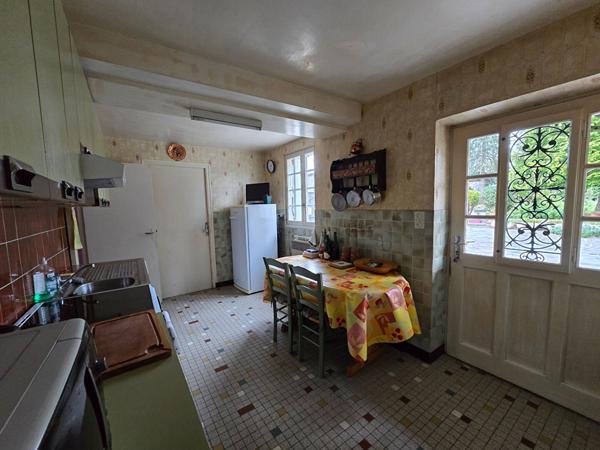 5 chambres, jardin, garage. , Cosse le vivien 5 chambres, jardin, garage. , Cosse le vivien