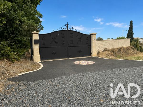 Maison à vendre 7 pièces 136 m² Saint-Yrieix-sur-Charente