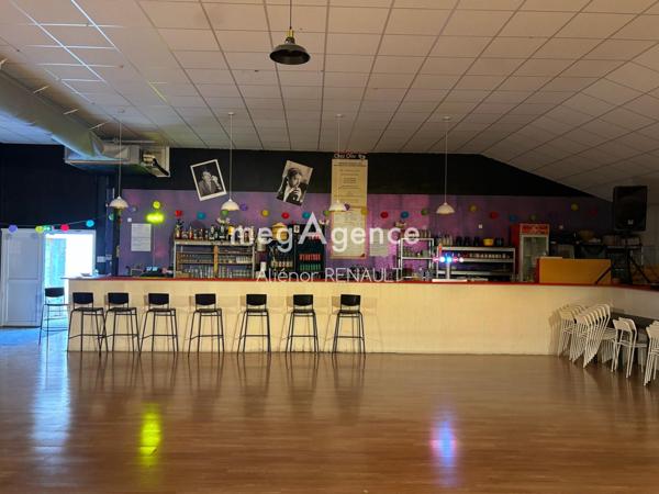 Local Commercial à BOULAZAC ISLE MANOIRE, 24330 - 14 pièces 1500m²