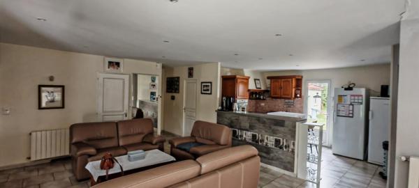 Maison à Saintes, 17100 - 5 pièces 103m²