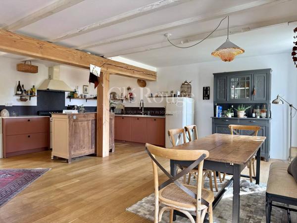 Proche de Duras - Jolie maison de campagne avec source d'eau et dépendances
