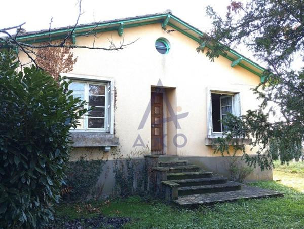 Maison 102 m² avec garage sur terrain constructible de 1822 m² à Coutras