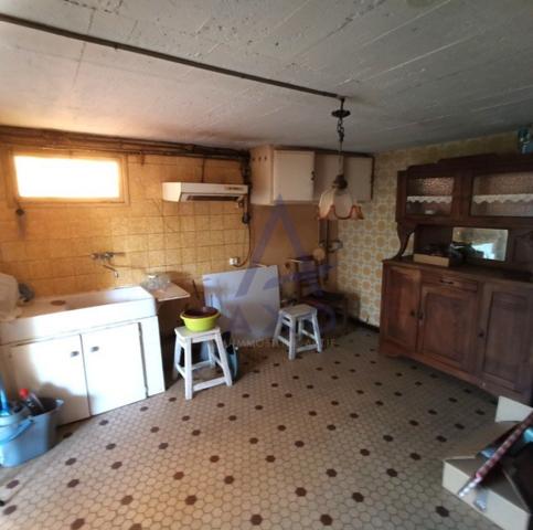 Maison 102 m² avec garage sur terrain constructible de 1822 m² à Coutras