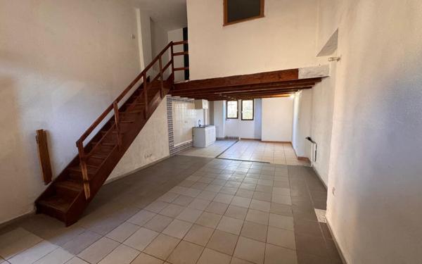 Appartement à louer    2 pièces •  Saint-Ambroix