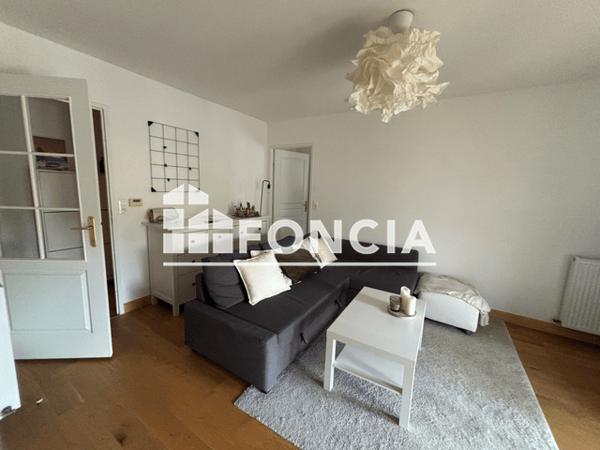 Location Appartement 3 pièces 63.2 m² - 15-17 RUE DE LA SAINTERIE Joue Les Tours 37300