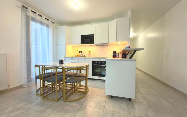 Appartement à vendre    4 pièces • 85,47 m2 Épinay-sur-Seine