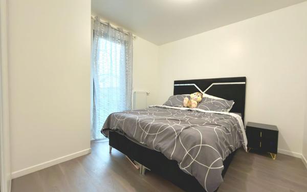 Appartement à vendre    4 pièces • 85,47 m2 Épinay-sur-Seine