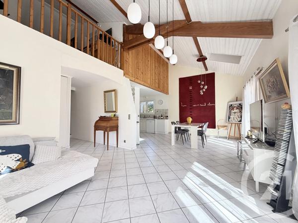 Maison à vendre  5 pièces - 111 m 2   ST PIERRE EN FAUCIGNY  - 74