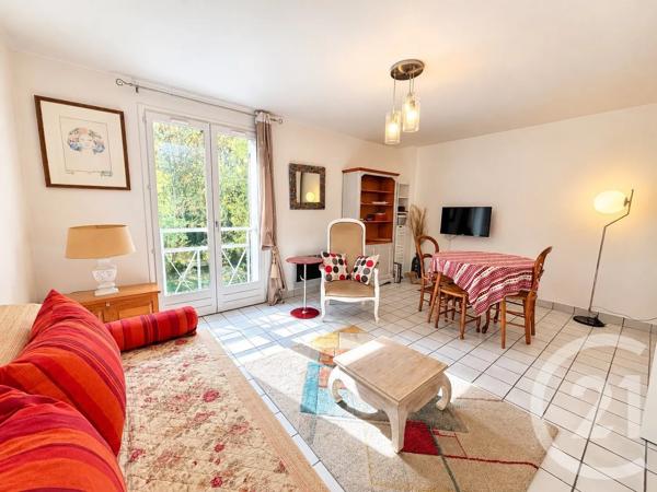 Appartement Studio à vendre  1 pièce - 30,16 m 2   FONTAINEBLEAU  - 77