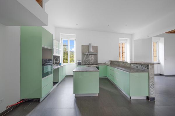 FLEUREY-SUR-OUCHE (21) - Maison en pierre 9 pièces