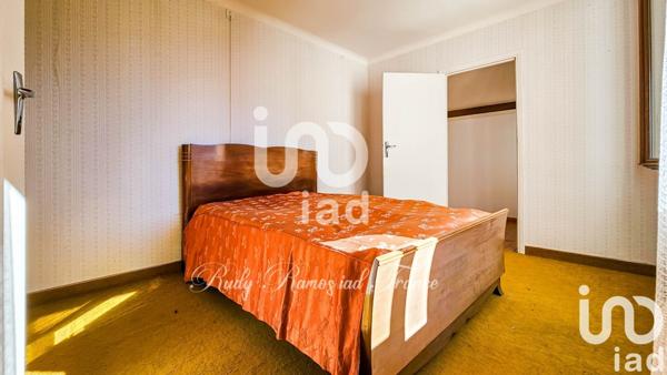 Maison 6 pièces de 139 m² à Vézins-de-Lévézou (12780)