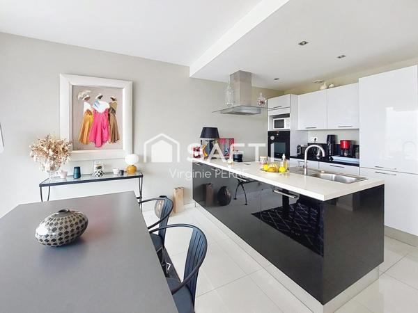 APPARTEMENT VUE MER - 3 PIÈCES ET ROOFTOP - 83m2 - ROYAN ( 17200)