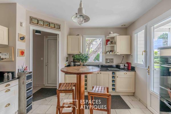 Élégante demeure balnéaire à 80 mètres de l’océan avec aperçu mer