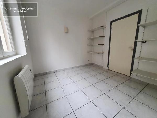 F2 A LOUER - PORT DE LILLE - 30.5 m 2 - 603 € charges comprises par mois