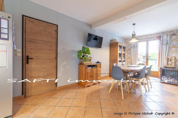 Limetz-Villez - Maison de 161m² - 3 chambres - sur 1099m2 de jardin.