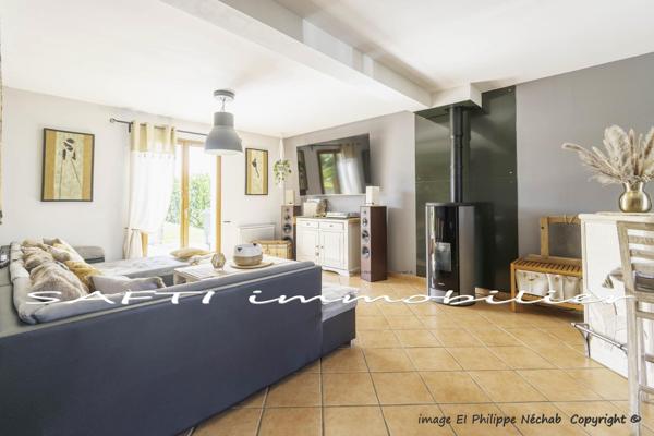 Limetz-Villez - Maison de 161m² - 3 chambres - sur 1099m2 de jardin.
