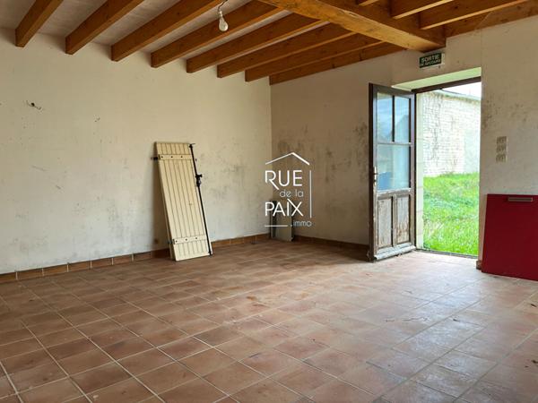 86330 MARTAIZE MARTAIZE : maison à vendre