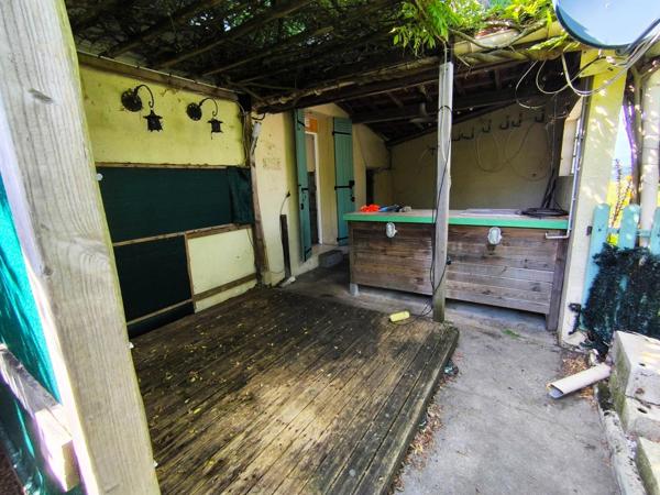 64 m2 plus combles aménageables, avec jardin