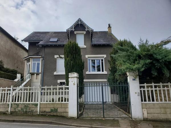 Maison entièrement rénovée de 4 chbres + mezzanine