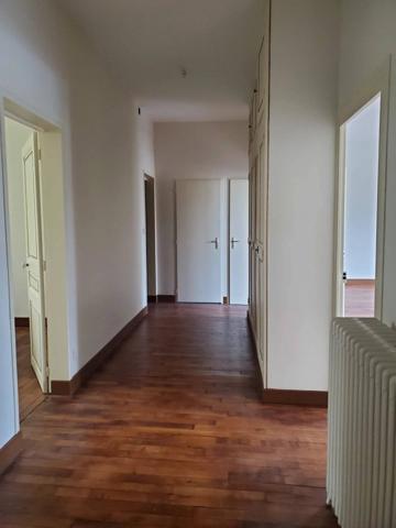 Maison entièrement rénovée de 4 chbres + mezzanine