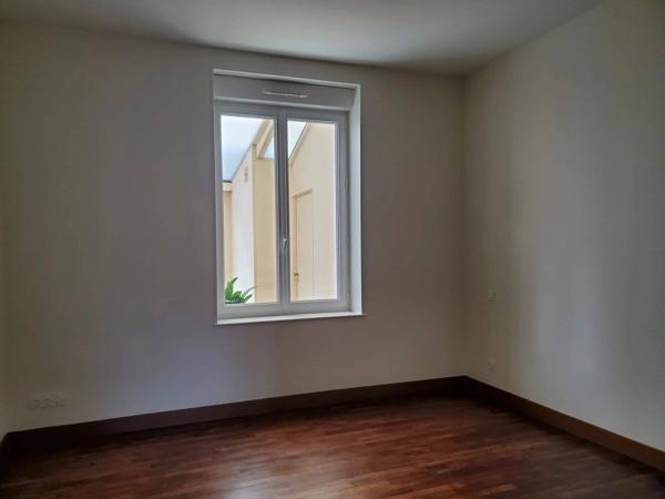 Maison entièrement rénovée de 4 chbres + mezzanine