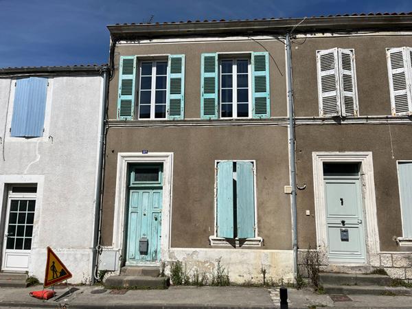 Maison Le Château intra-muros de 109 m²