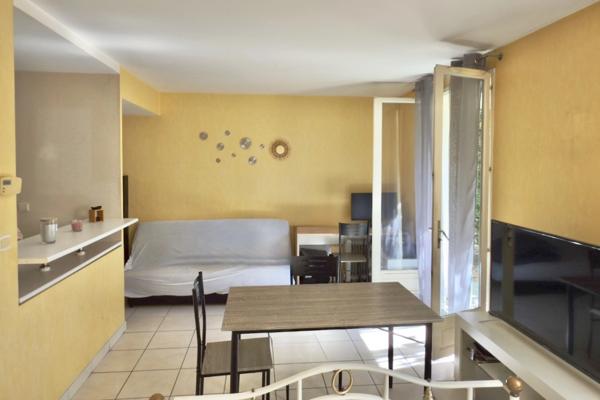 Appartement à vendre 1 pièces BRON (69)
