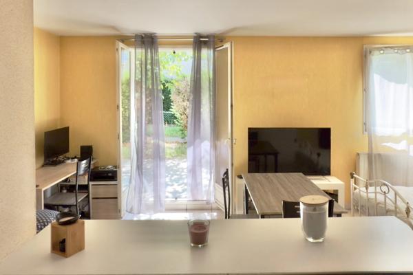 Appartement à vendre 1 pièces BRON (69)