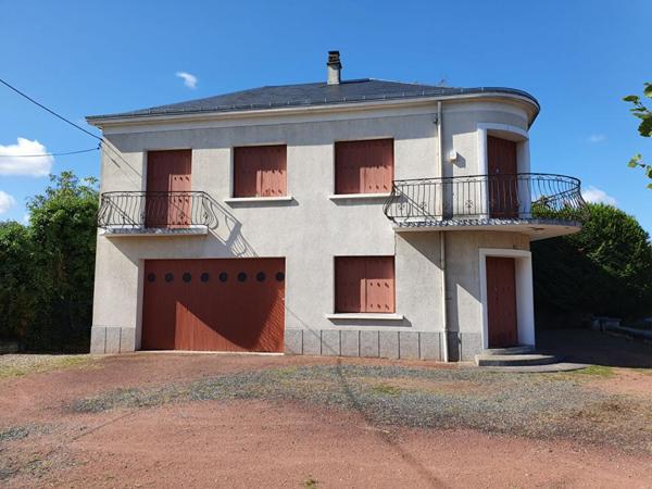 Maison  6 pièce(s) 210 m2 + Garage  sur terrain de 600 m2