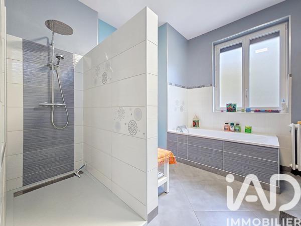 Maison à vendre 7 pièces 175 m² Attigny