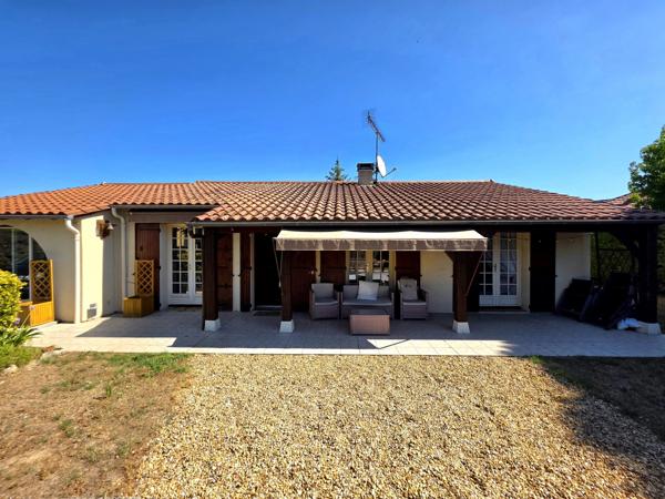 Superbe bungalow de 3-chambres avec grand jardin privatif, à quelques minutes à pied d'Eymet