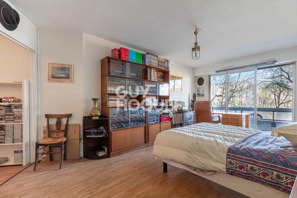 Appartement 1 pièce(s) 36 m2 Rés. Sénior/7500 m2 Paris 15