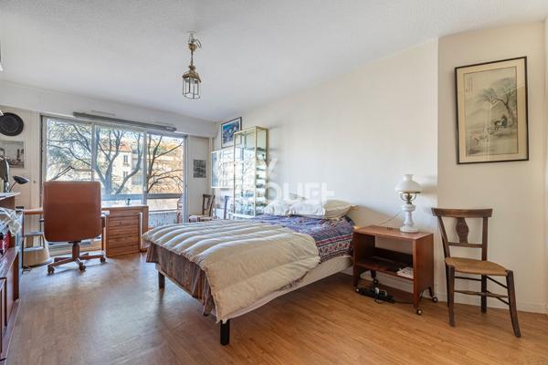 Appartement 1 pièce(s) 36 m2 Rés. Sénior/7500 m2 Paris 15