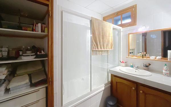 Maison à vendre    5 pièces •  La Force