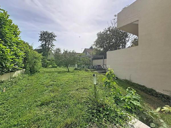Vente                                                      Maison
                        
                     7 pièces                      170 m2                     à Boissy-Saint-Léger