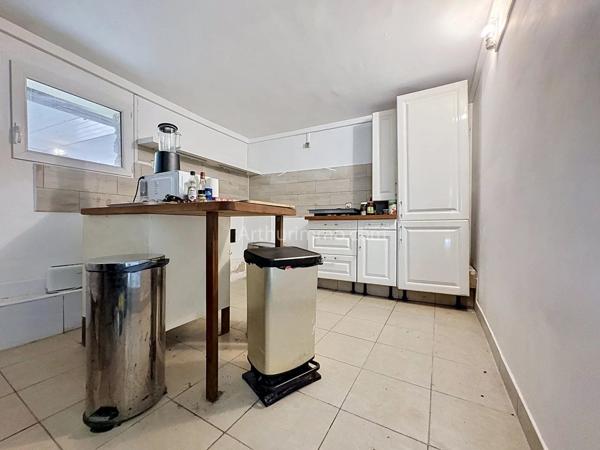Vente                                                      Maison
                        
                     7 pièces                      170 m2                     à Boissy-Saint-Léger