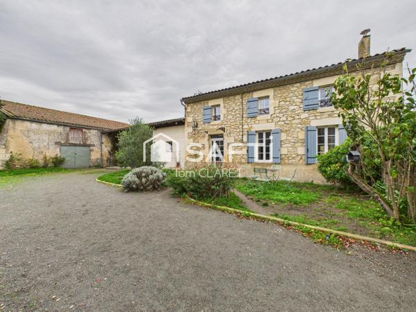 Belle Maison en Pierre avec 3 Chambres, Piscine et Dépendance, proche Blaye