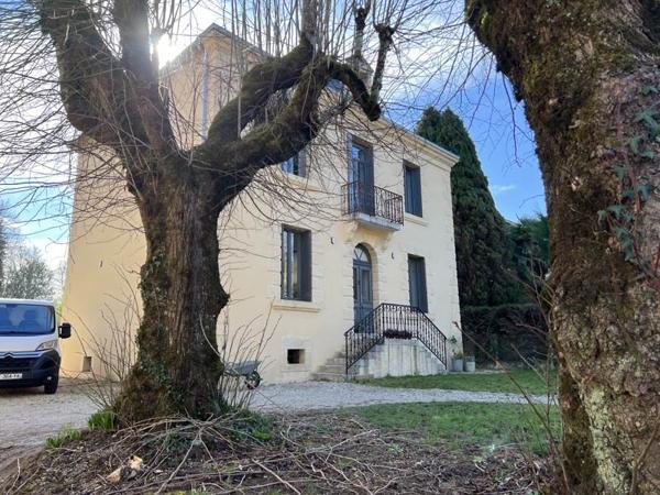 Maison à vendre |  Montignac |  7 pièces | 181 m²