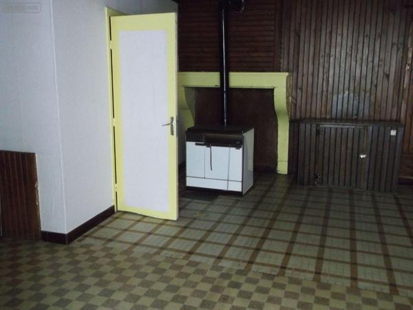 Maison de ville à vendre à Joinville en Haute-Marne (52300), ref : JO/954