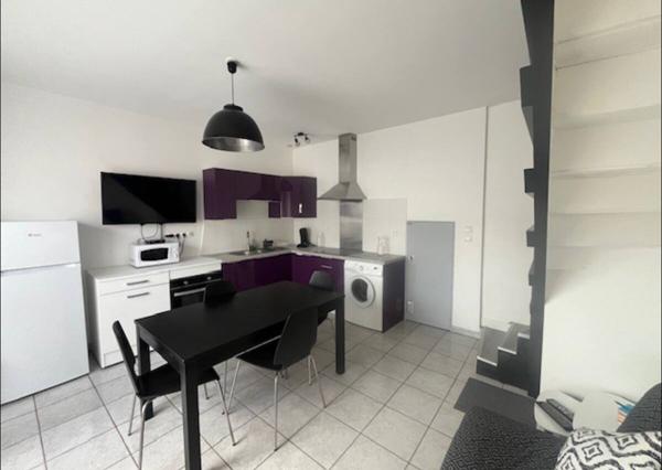 MAISON MEUBLEE LA REOLE CENTRE