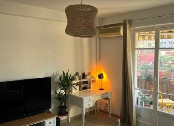Appartement à vendre    2 pièces • 57,86 m2 Nice