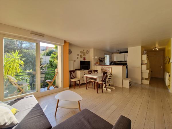 Appartement
         3 pièces
        - 68 m² Exclusivité 470 000 € *