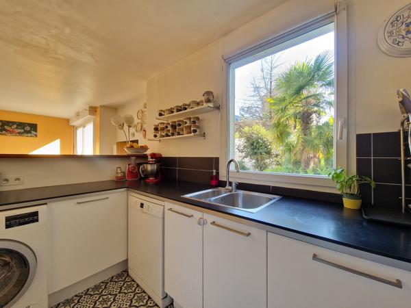 Appartement
         3 pièces
        - 68 m² Exclusivité 470 000 € *